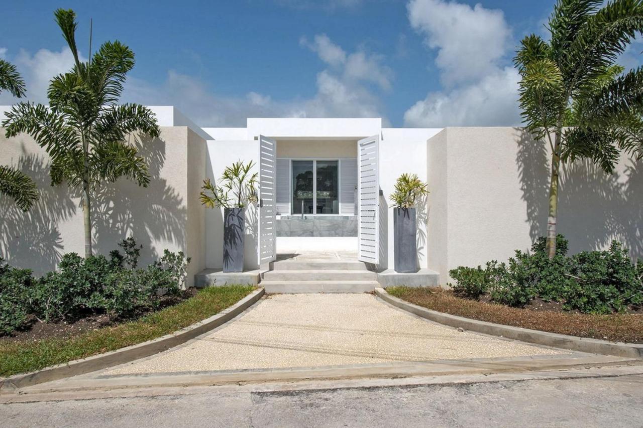 Villa Footprints By Blue Sky Luxury Saint James Exterior foto
